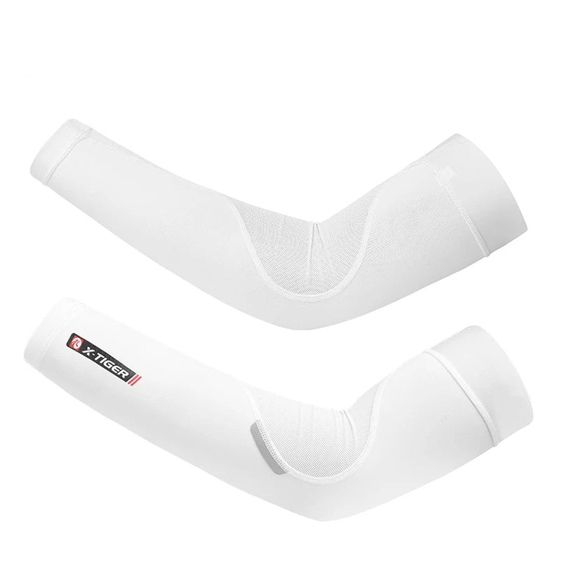【新品】LOGO Arm Sleeve (white) product-image-1640468113.jpg?v